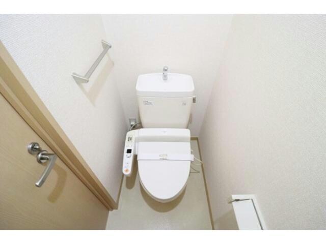 ヴィラ・ブルーノＥ（稲荷町）の物件内観写真