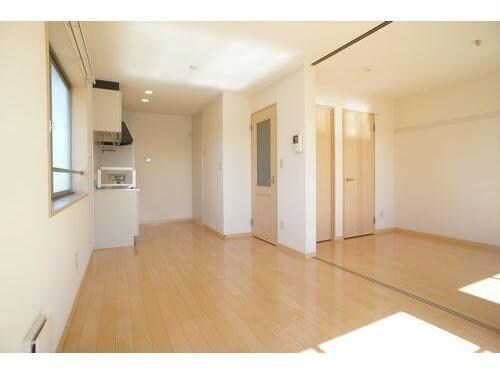 ヴィクトワール（田中島町）の物件内観写真