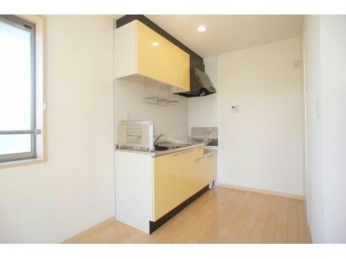 ヴィクトワール（田中島町）の物件内観写真