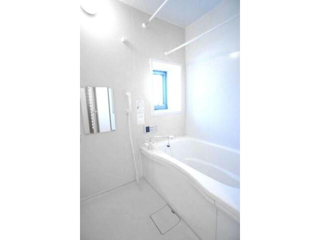 ヴィクトワール（田中島町）の物件内観写真