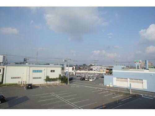 ヴィクトワール（田中島町）の物件内観写真