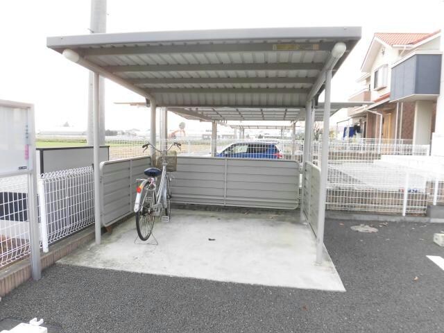 ネオグランデ（東小保方町）の物件外観写真