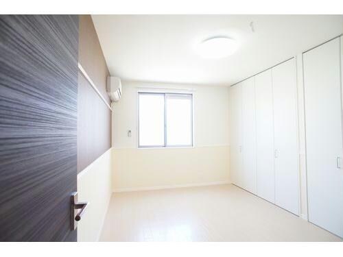 フロントマーレＡの物件内観写真