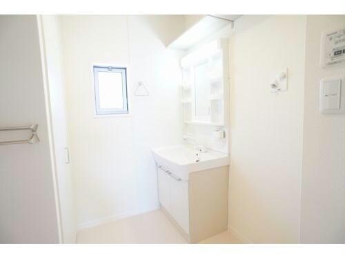 フロントマーレＡの物件内観写真