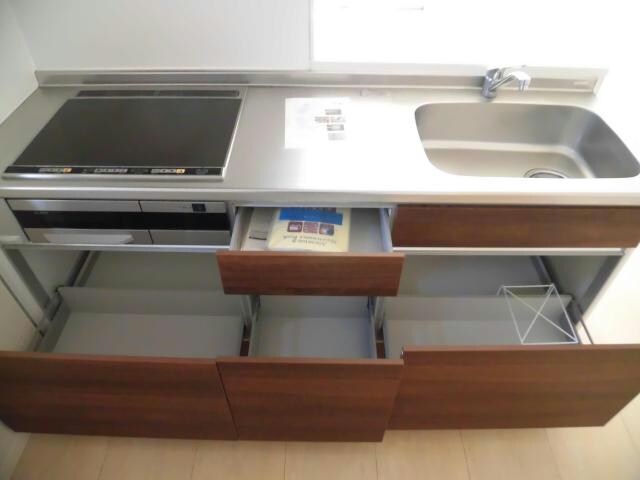 ラ・リズィエールB（韮塚町）の物件内観写真