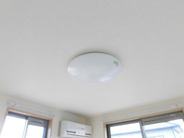 ラ・リズィエールB（韮塚町）の物件内観写真