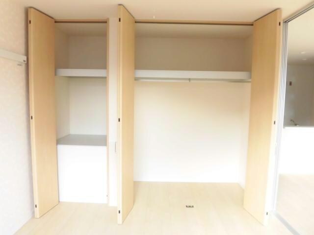 ラ・リズィエールB（韮塚町）の物件内観写真