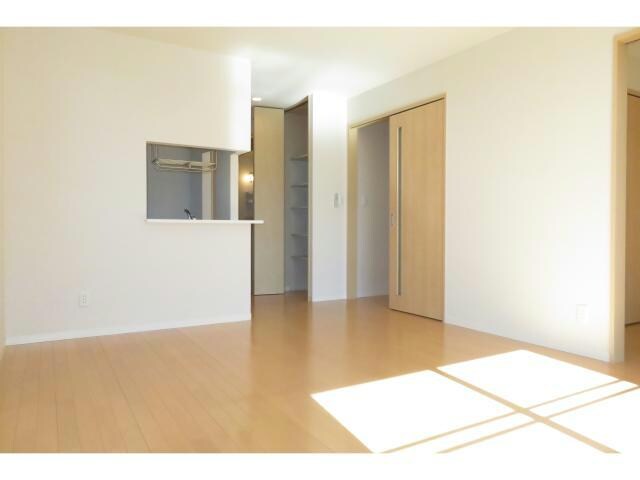 オハナ（波志江町）の物件内観写真