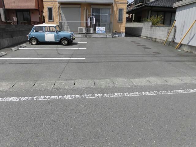 フォレスト　パーク（連取本町）の物件外観写真