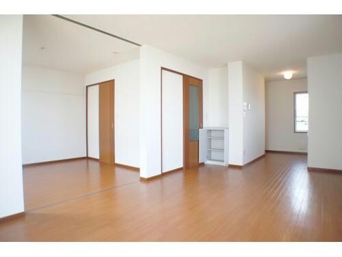 ソレアードＡ（東町）の物件内観写真