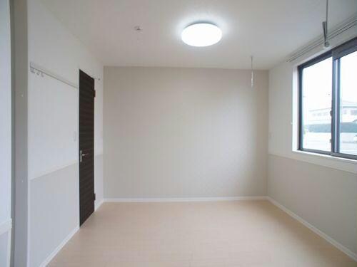 シャーメゾン・ルーチェＣ（今泉町）の物件内観写真