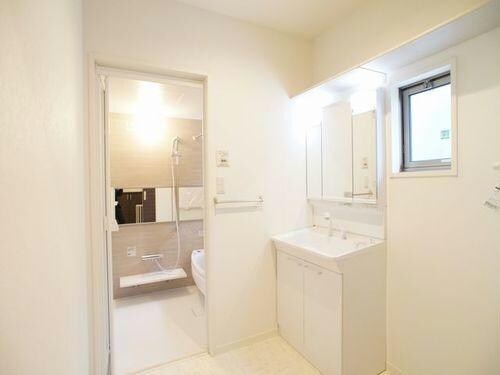 シャーメゾン・ルーチェＣ（今泉町）の物件内観写真