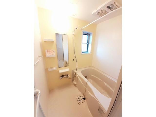 グリーンフォールズ山王B（山王町）の物件内観写真