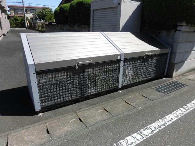 シルクマンション（連取町）の物件外観写真