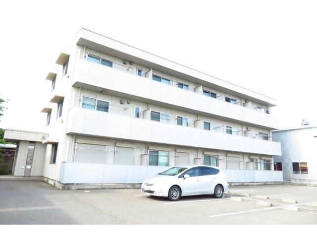 ヴァンヴェストA（三室町）の物件外観写真