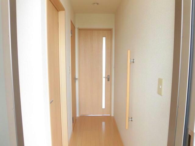 ヴァンヴェストA（三室町）の物件内観写真