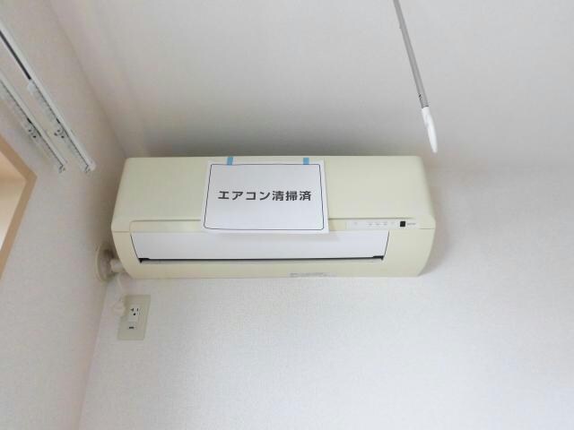 ヴァンヴェストA（三室町）の物件内観写真