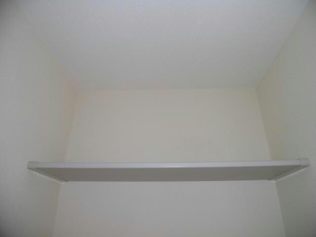 ヴァンヴェストA（三室町）の物件内観写真