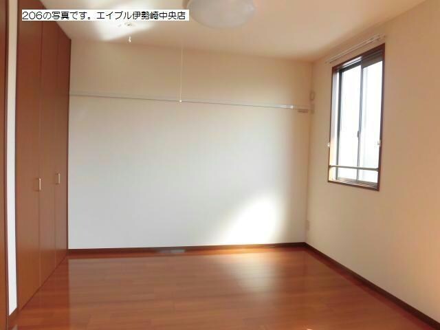 レ・ジュウィールアン（下植木町）の物件内観写真