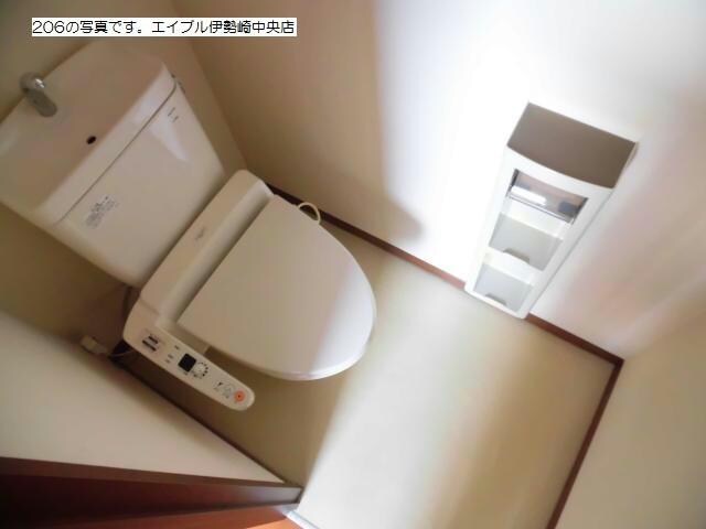 レ・ジュウィールアン（下植木町）の物件内観写真