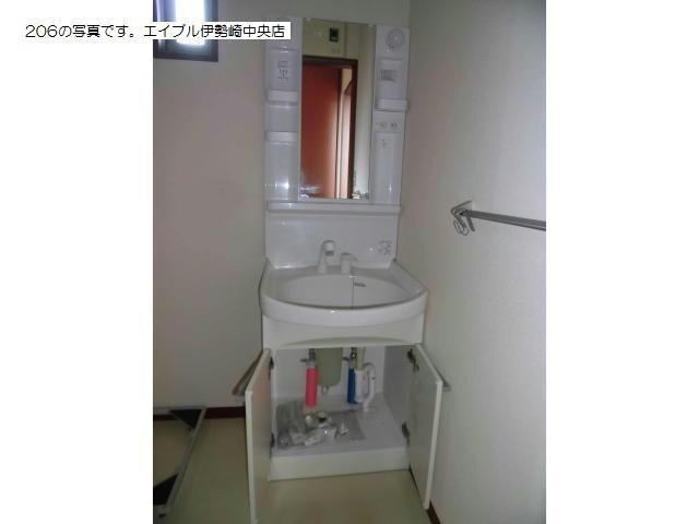 レ・ジュウィールアン（下植木町）の物件内観写真