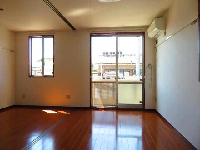 グランドソレーユ（茂呂町）の物件内観写真