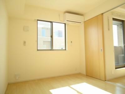 Ｒａｉｎｂｏｗ　Ｓｋｙ　ｙ（下植木町）の物件内観写真