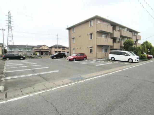 フローラＭⅡ（連取元町）の物件外観写真