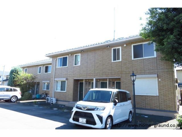 ロイヤルガーデン連取B（連取本町）の物件外観写真