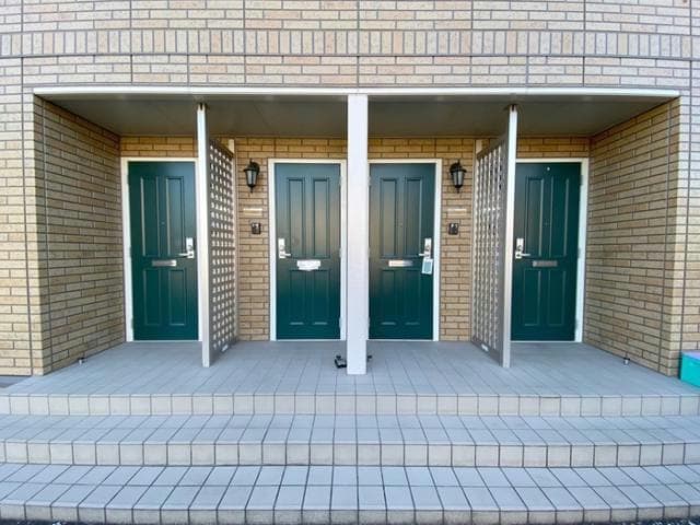 ロイヤルガーデン連取B（連取本町）の物件外観写真