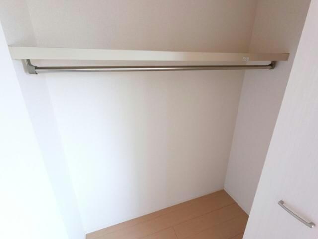 セレーナ（豊城町）の物件内観写真