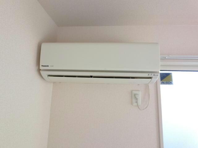 セレーナ（豊城町）の物件内観写真