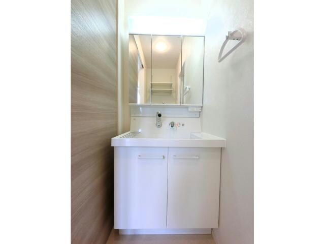 ブルーサファイアB（茂呂町）の物件内観写真