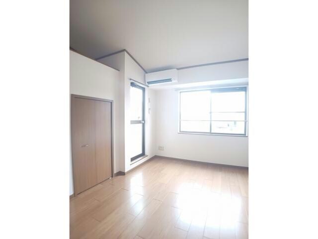 ヴェネット神栄（富塚町）の物件内観写真