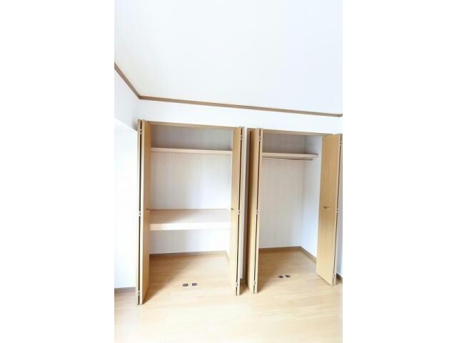 ヴェネット神栄（富塚町）の物件内観写真