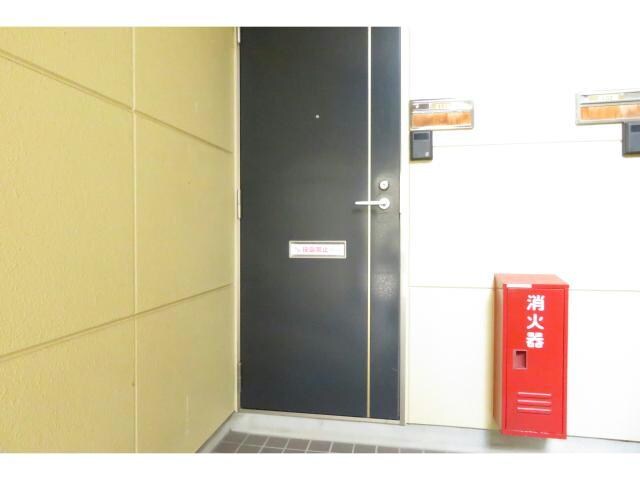 メゾンdeアヴェニールB（南千木町）の物件内観写真