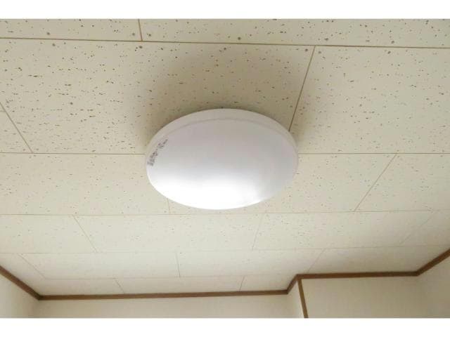 メゾンdeアヴェニールB（南千木町）の物件内観写真