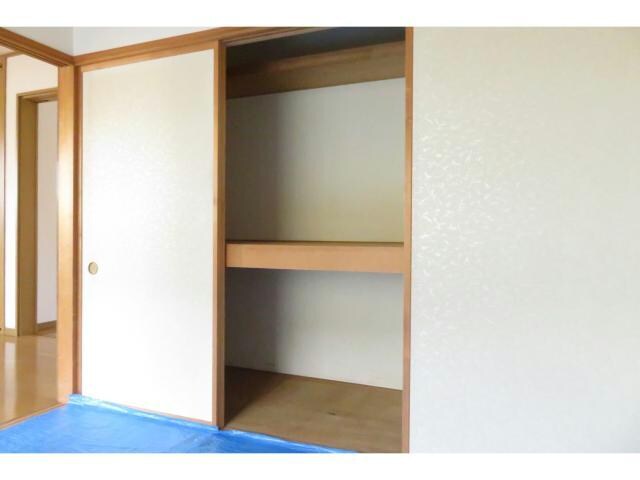 メゾンdeアヴェニールB（南千木町）の物件内観写真