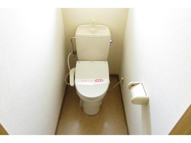 メゾンdeアヴェニールB（南千木町）の物件内観写真