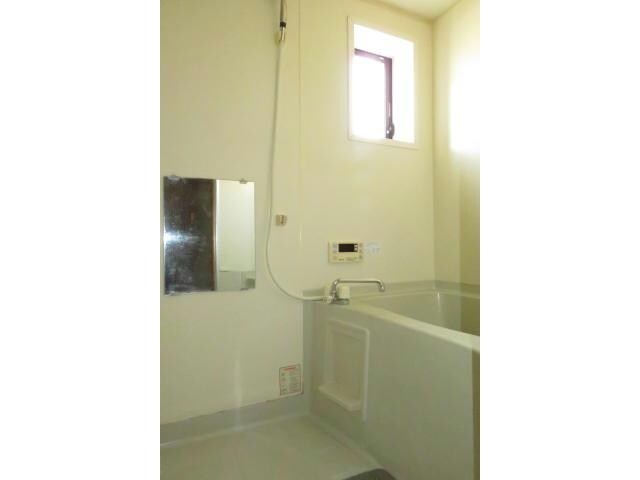 メゾンdeアヴェニールB（南千木町）の物件内観写真