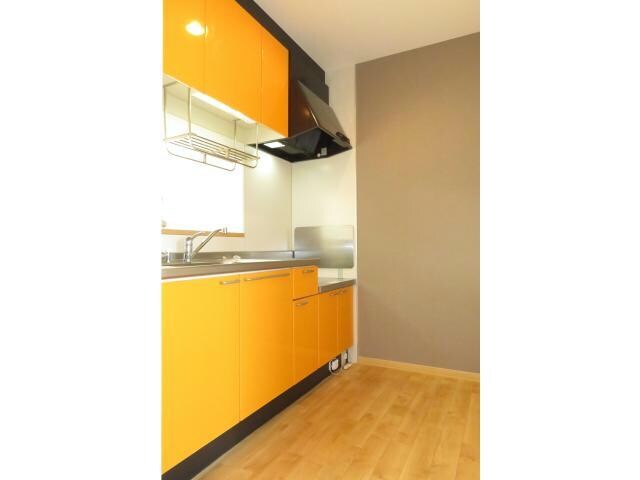 ブリリアントE（八寸町）の物件内観写真