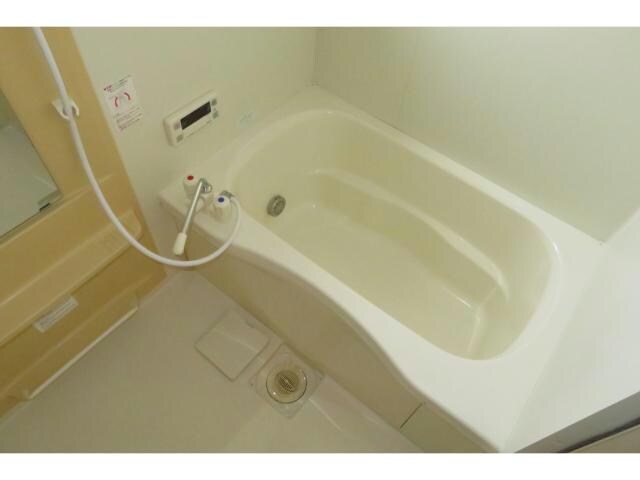 ブリリアントE（八寸町）の物件内観写真