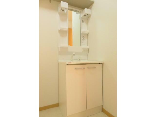 ブリリアントE（八寸町）の物件内観写真