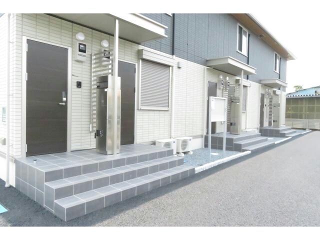 ヴォルガⅡ（曲沢町）の物件外観写真