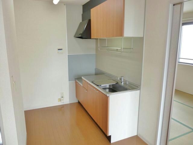 ステージアップB（境伊与久）の物件内観写真