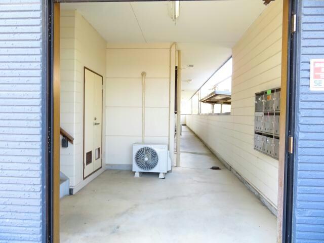 ロイヤルコート（太田町）の物件外観写真