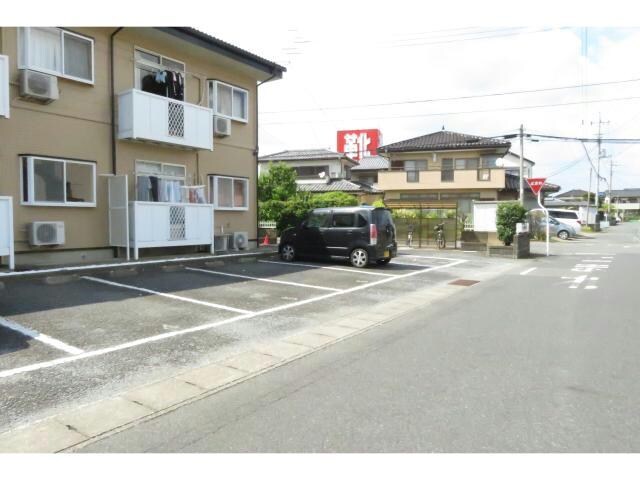 サンハイムリーベ（連取本町）の物件外観写真