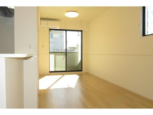 ソラーナA（茂呂町）の物件内観写真