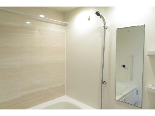 ソラーナA（茂呂町）の物件内観写真