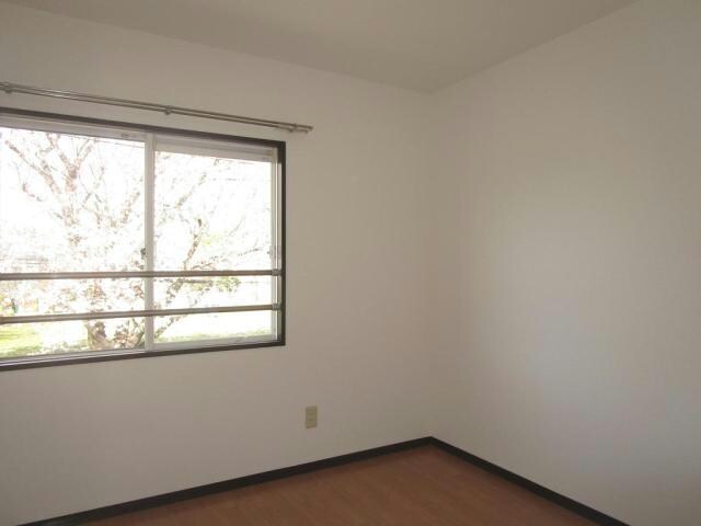 グランドール山王C（山王町）の物件内観写真